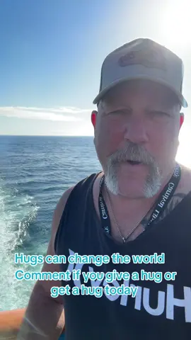 Hugs are free to give but may be worth everything to the recipient #pricesrightfamily #sharethevibenothehate #showthelovesharethelove 