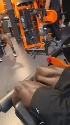 Faible🪫#luxembourg🇱🇺 #senegalaise_tik_tok #gym #fyp 