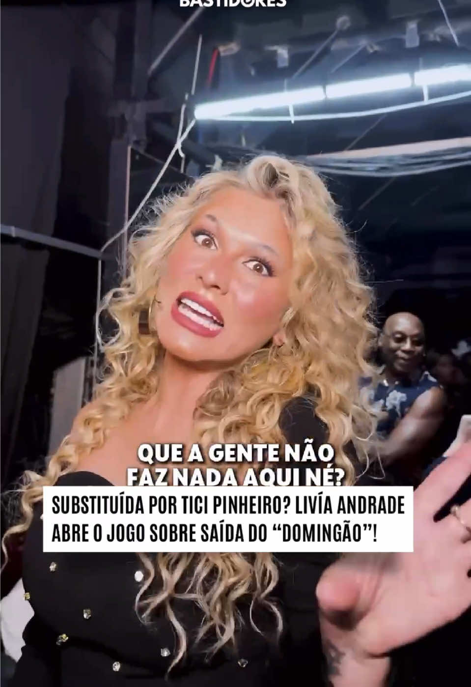 Livia Andrade abriu o jogo sobre os boatos de que deixaria o Domingão com Huck em 2025.  Rumores apontavam que a apresentadora poderia ser substituída em 2026 por Ticiane Pinheiro, mas agora ela resolveu se pronunciar nos bastidores do programa e esclarecer a situação. Confira! 📹 @domingao ✨ #tvglobo #liviaandrade #domingão 
