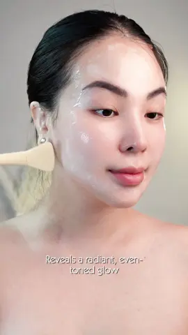 Touching my skin sounds like glass for a reason used the @Abib Cosmetics collagen mask✨  🏷️ #abib  #wrappingmask #peelingmask #collagenmask #glassskin 