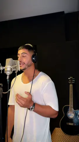 לכבוד חודש הסליחות, ביצוע שלי לשיר ״אוחילה לאל״ שנזכה להיות אנשים טובים יותר❤️ #כיפור #אליאורזנדני #חודשסליחות 