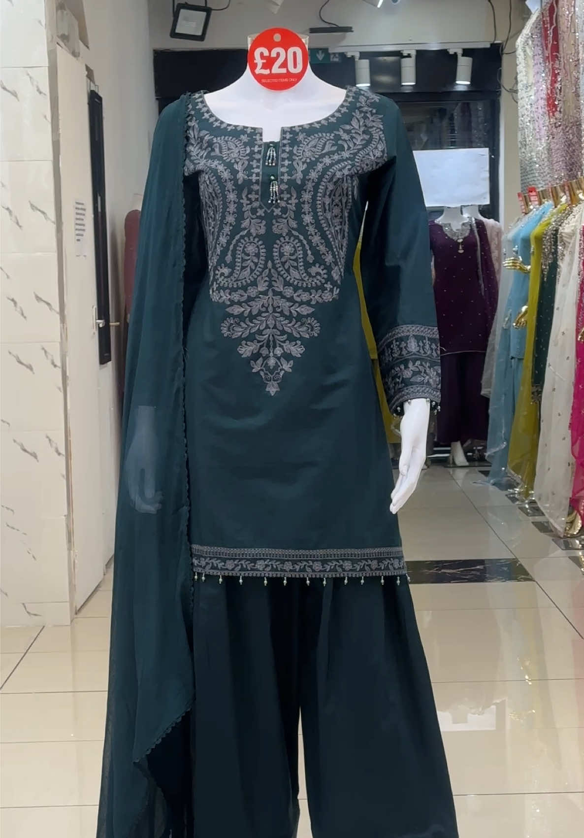 New Arrivals in farshi collection  Sizes available from small to xl  Shop now at www.shagunboutique.co.uk Or visit us at 76 alum rock road birmingham  #ShagunBoutique #alumrock #NewArrivals #pakistanifashion #shagun 