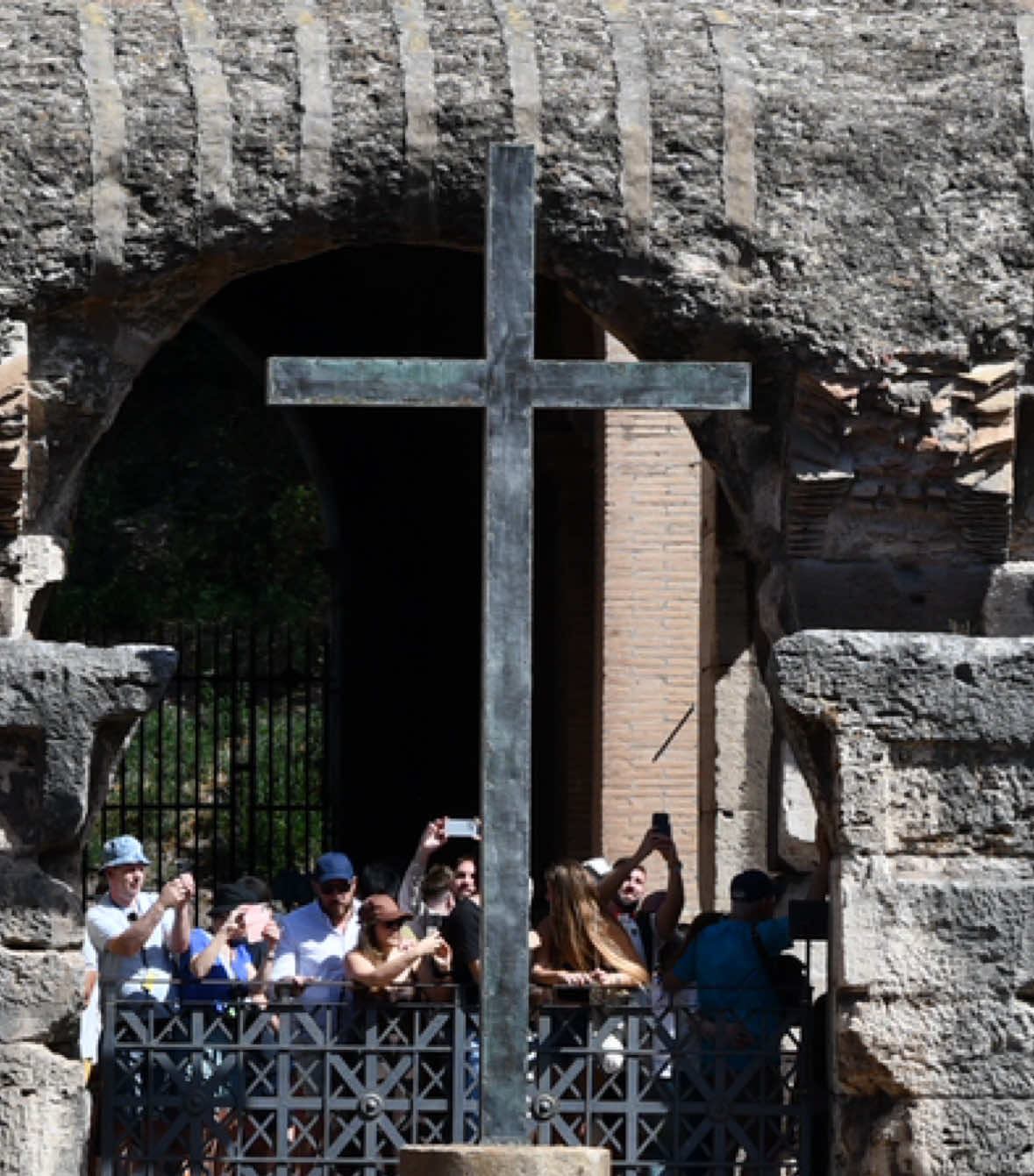 Come, Jesus come. We need you! ❤️