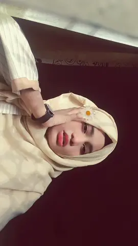 nazuk hai yah Tut jata hai.  . . . . . #maheenmalik#foryoupageofficiall  #viral #fpyyyyyyyyyyyyyyyyyyyyyy 