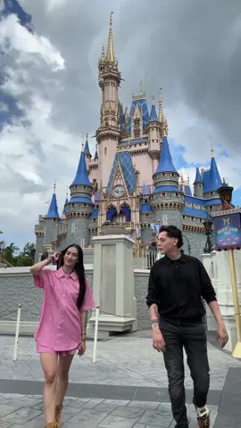 Me traje a mi novia a Disney ❤️ 