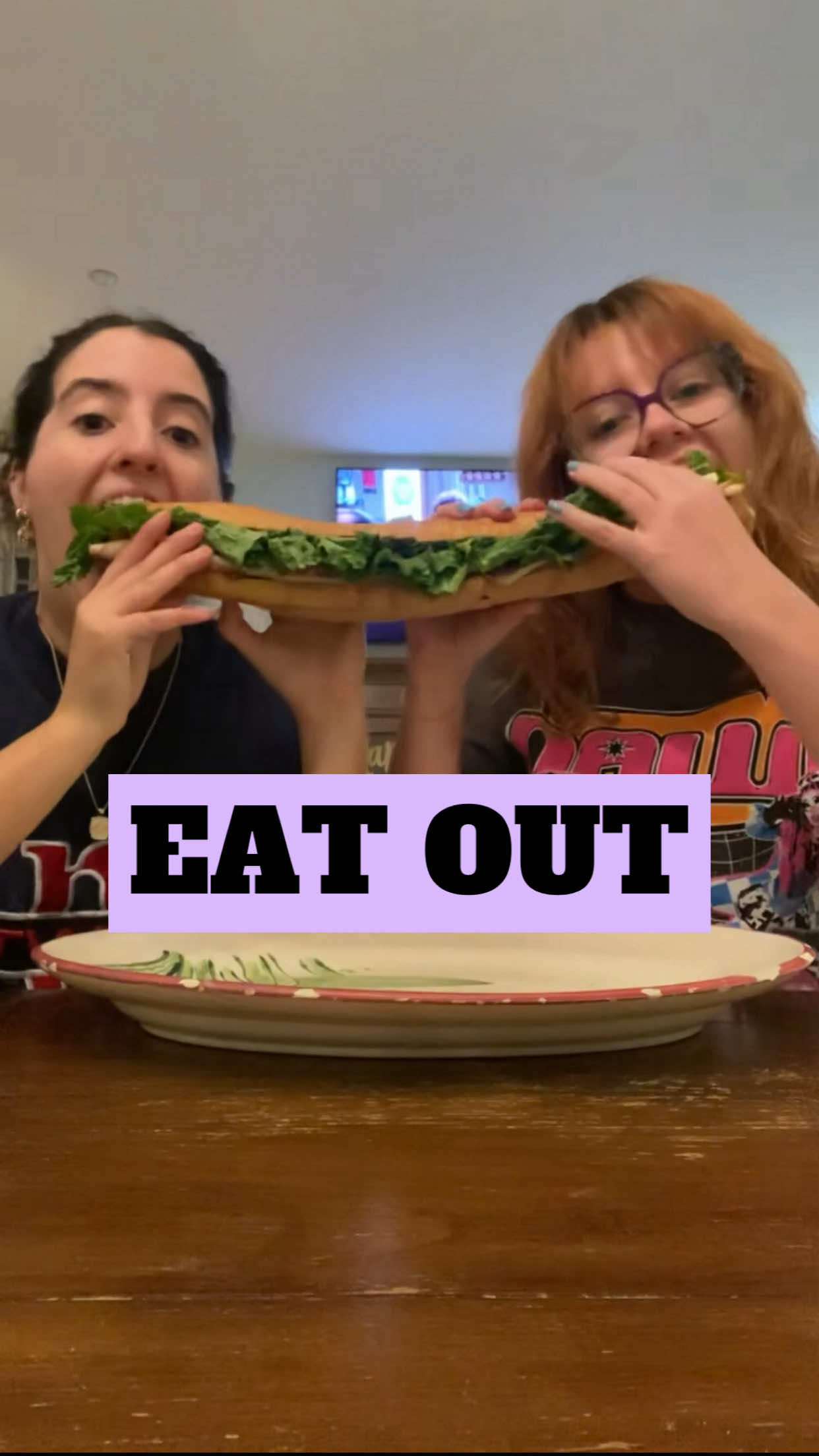 🤭🤭 #poison #foryou #podcast #podcastclips #funnyvideo