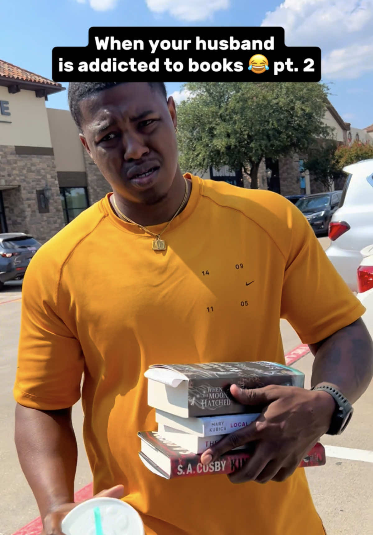 Can I buy books in peace? #BookTok #books #bookhaul #husband #couple 