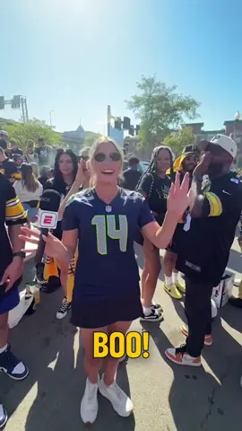 Steelers fans were nicer than the Jets fans last week🤣 @ESPN #steelers #seahawks #nfl #football #espn 