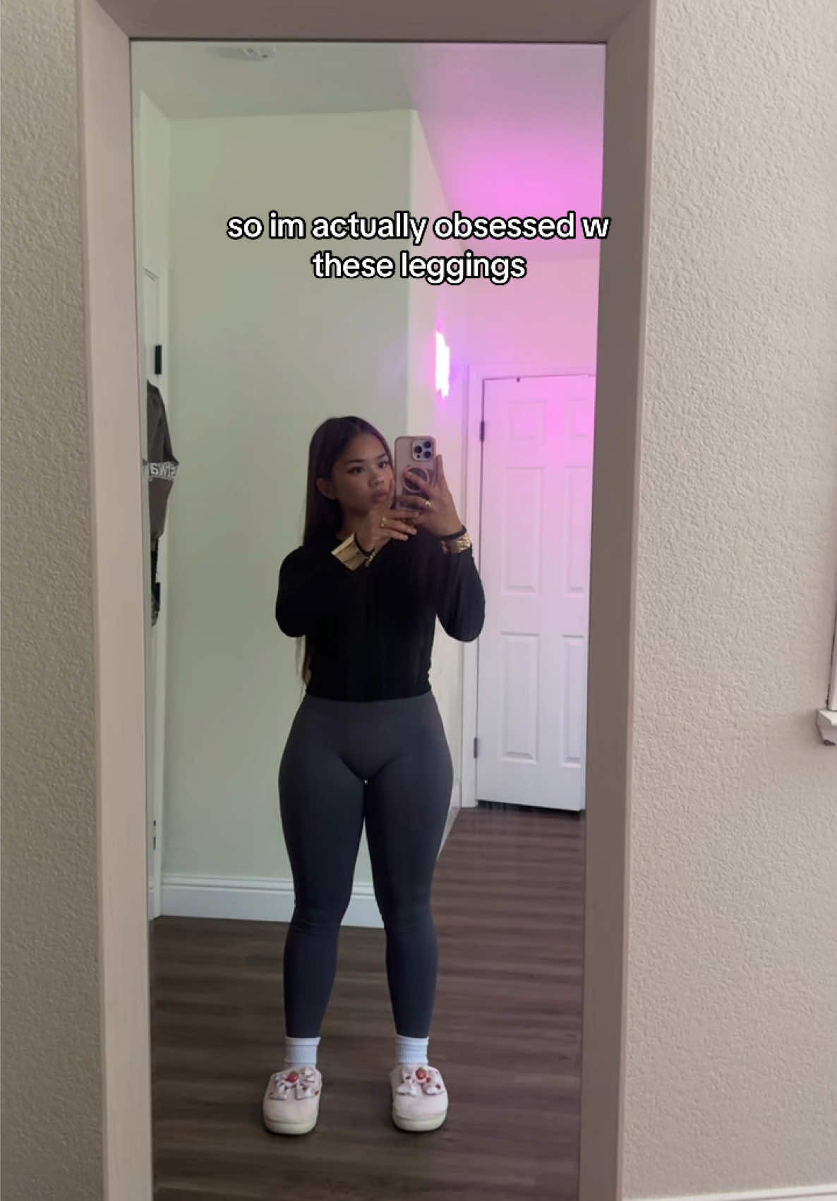 upgraded my leggings game frlll😫😫😫 #fyp #viral #OOTD 