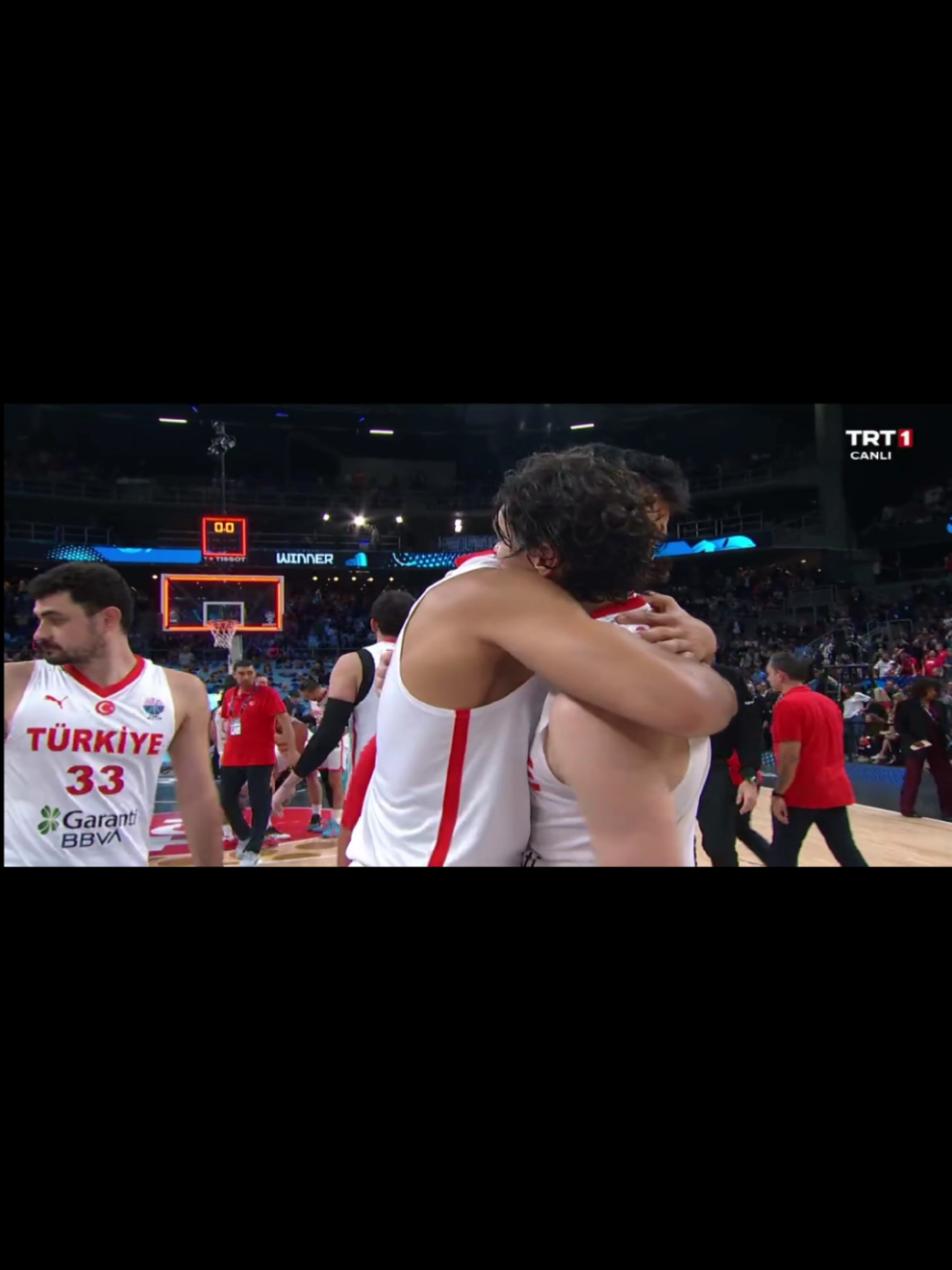 Teşekkürler 12 Dev Adam 🇹🇷🇹🇷🇹🇷 #12devadam #basketball #eurobasketball #viral #turkiye 