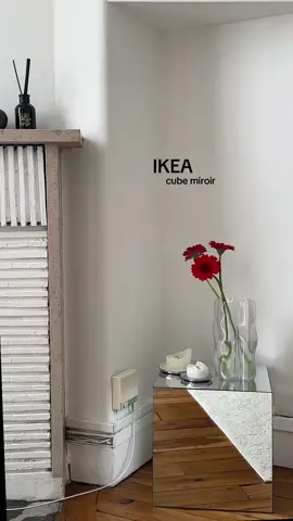 astuce IKEA : cube miroir 🪞  - table d’appoint « LACK »  - 6 miroirs « BLODLÖN »  #ikeahack #astucetiktok #DIY #interior 