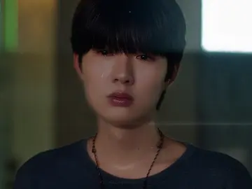 #KHEMJIRA | Namping looks just so pretty when he's crying, no wonder Pharan can't even look at Khem in the face when he's rude 🥺 tags: #เขมจิราต้องรอด #khemjiratheseries #nampingster #boyslove @nampingster 