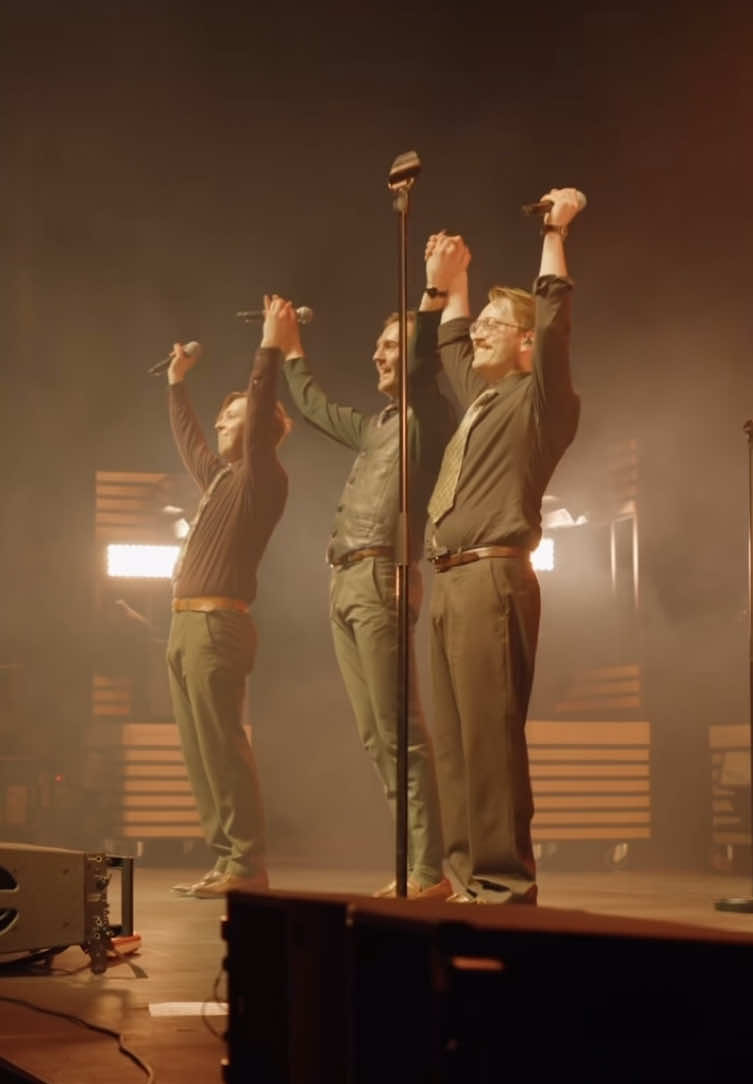I just found this in my camera roll and I’m trynna clear it out a bit but this is such good quality I thought I would post it so I can keep it🙏😭 Sorry I can’t remember what account this was from on Insta🥲 #kaj #barabadabastu #kevinholström #axelåhman #jakobnorrgård 