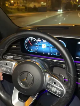 Noční projížďka 🤌 kdo se přidá???😝#fyp #mercedes #prague #night #ride 