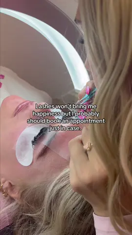 It's worth a shot 😌 OKC AND EDMOND GIRLS! DM to book! #lashes #lash #lashextensions #lashartist #lashgirl #eyelashes #eyelashextensions #makeup #beauty #spa #salon #MUA #hair #edmond #okc #okcsalons #salon #oklahoma #oklahomacity #edmondoklahoma