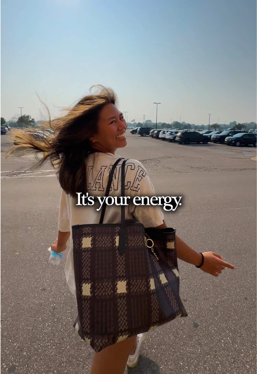 day 2 of trying to be a more confident girl and helping others do so too #girlhood #feminineenergy 