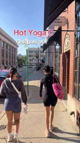 Hot yoga with the bestie 🫶🏻 #hotyoga #oakpark #yogasix #yogaclass 