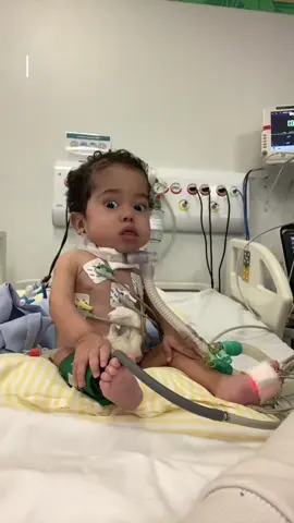 Ajude Na Bio e fique até o final 💙👦🏻 #vaiviralizapfv #M #mamaedesempregada #filhouti #fypシ 