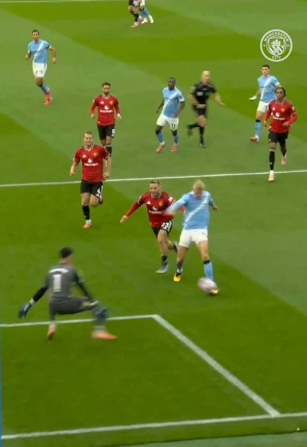 Composure 💯🥶 #ErlingHaaland #ManCity #PremierLeague #Football 