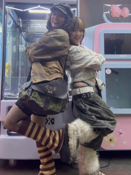 @yuvi #alt #outfitinspo #fyp 