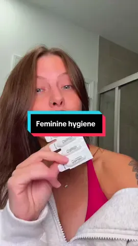 Clean it OUT if you got funky things goin on, trust! #femininehygiene #womenshealth #femininehealth #tiktokshopcreatorpicks #uro 
