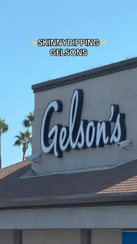 A post-pilates skinnydip is essential 🍫 