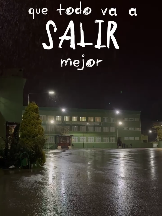 San Lucas: Grita y ya ponte a vivir que todo va  a salir mejor, si capaz de vivir allá, llorando siempre en tu habitación... #sanlucas #sanlucaskevinkaarl #kevinkarl #kevin #kevinkarlsanlucas #motivation 