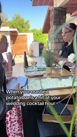 Comfort food, but make it unforgettable 🥔✨ We’re adding to our Charcute Bar lineup with the Loaded & Loved Mashed Potato Bar — the ultimate crowd-pleaser for holiday parties, office celebrations, and corporate events. From festive gatherings to year-end parties, nothing brings people together like creamy, buttery mashed potatoes topped just the way you like. DM to book your next event ➡️ @GrazeAndGoAZ #HolidayPartyIdeas #CorporateCatering #MashedPotatoBar #CharcuterieBar #EventCatering 