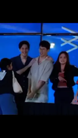 Via Welcome sa samahan ng Pinag selosan c Sevi😁😂 #goldensceneryoftomorrow  #beabineneasvia  #wilbertrossasarkin  #GSOT #goldenera  #viarkinendgame  #viarkin #wilbea  #beabinene #wilbertross  #universityseries #univerkada 