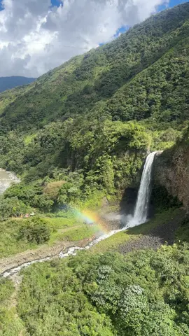 📍cascada manto de la novia #banosdeaguasanta #pueblomagico #ecuador🇪🇨 #turismoecuador #fypシ 