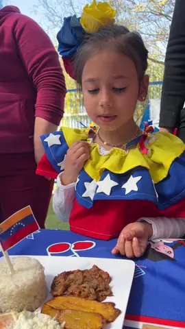 #chilena #venezuela #pabelloncriollo #pampilla #fiestaspatrias 