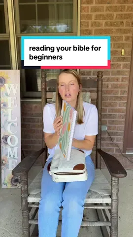 Here’s what taught me the discipline I needed with reading my Bible. Truly this makes reading my Bible something I look forward to every single day. #bibleguide #howtoreadthebible #biblereading #biblereadingplan #beginnerbiblestudy 