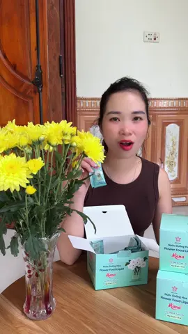 Nước dưỡng hoa tươi lâu nè #diepcoine #nuocduonghoa 