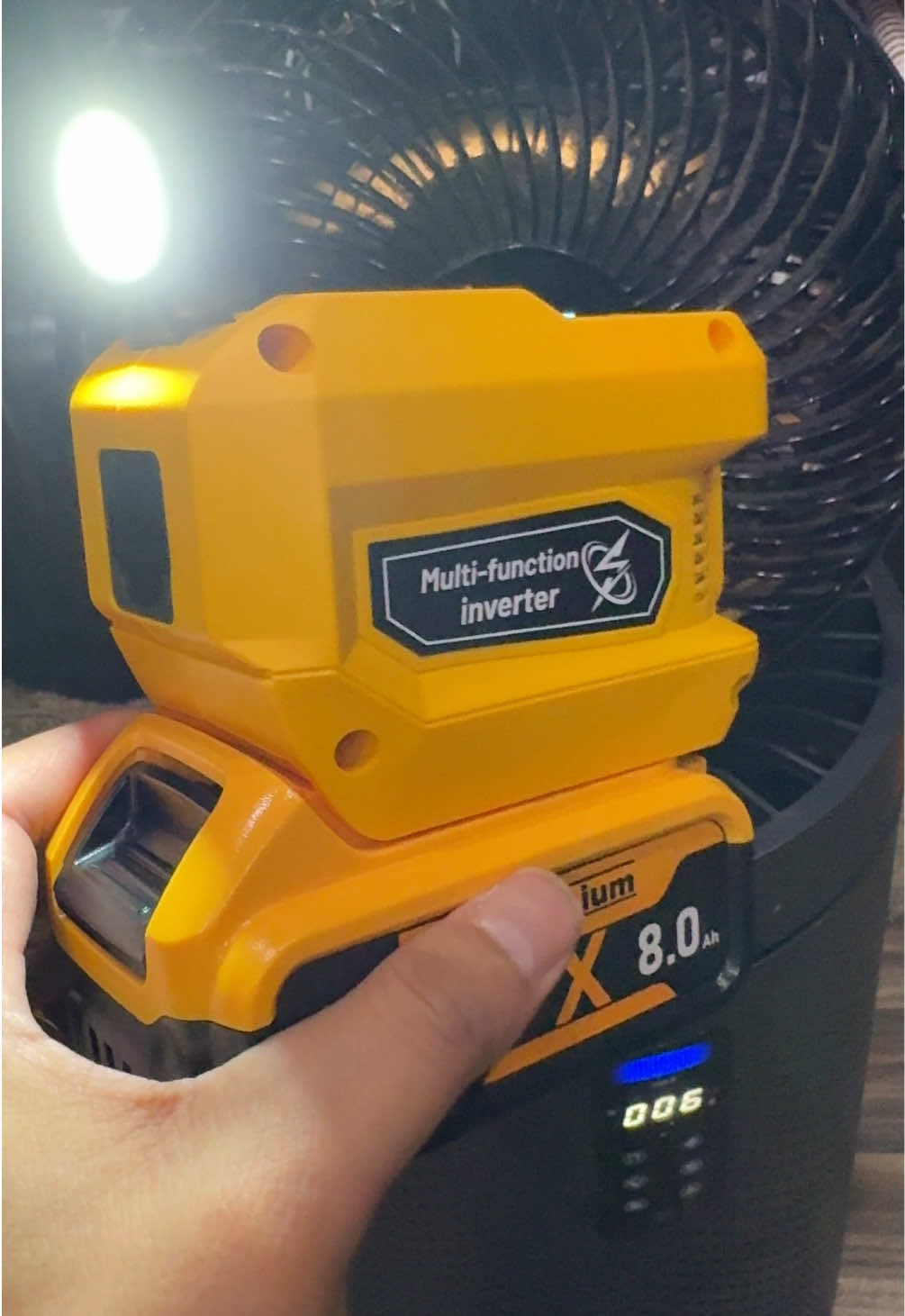 #powerinverter #inverter #dewaltinverter #portableinverter #dewalt @Azocektool 