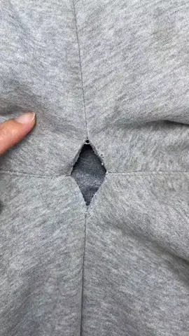 #Tutorial on invisible stitching for opening seams in clothes #Needlework #DailySharing#handmadediy#Cutting 