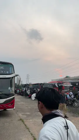 Home sweet home🏟️ #pengikut #persija #thejakmania #casualstyle #fyp @Persija 🧡