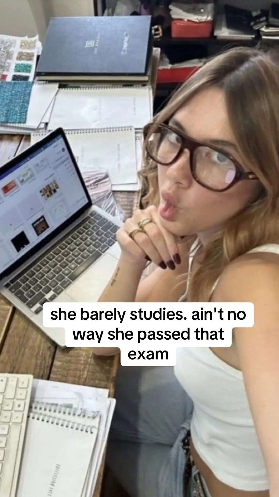 Unlock top grades easily! #studysmart #collegetips #synq #rmgdd