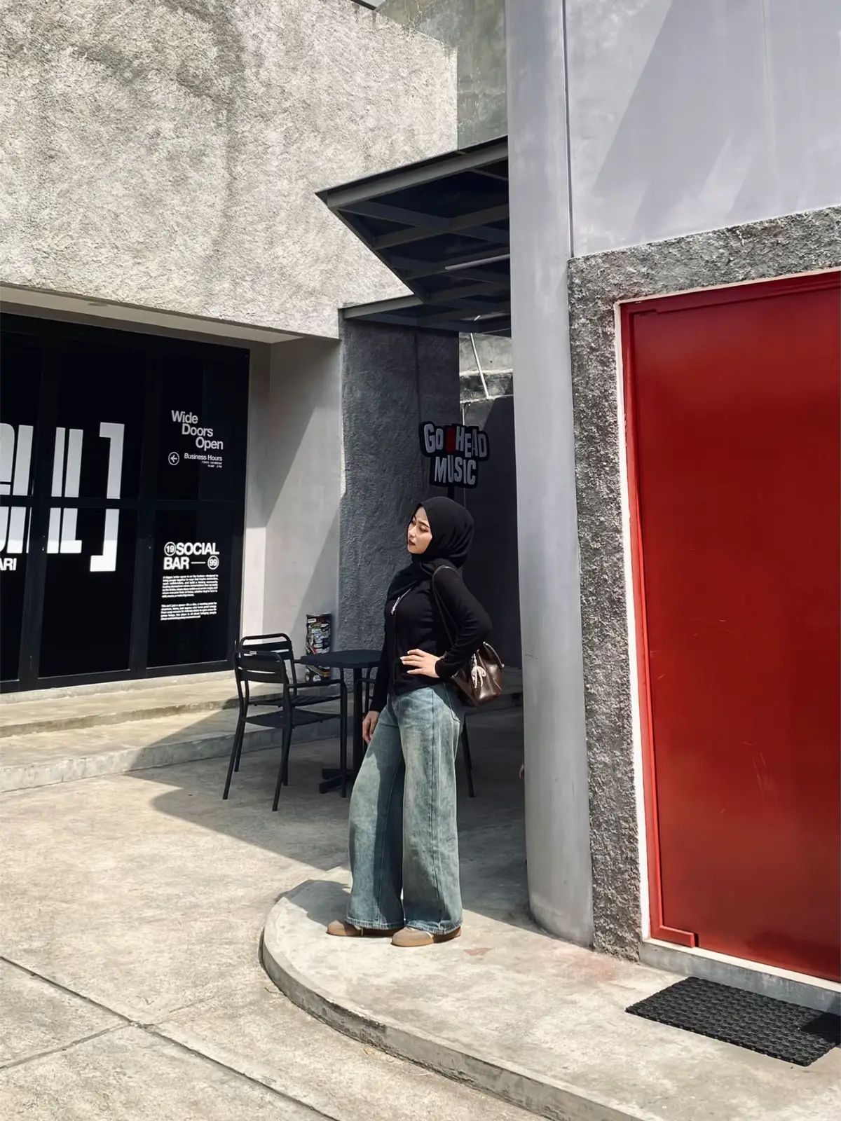 resiko orang keren 😌 #OOTD #cofeeshopsolo #fyp #infosolo #4u 