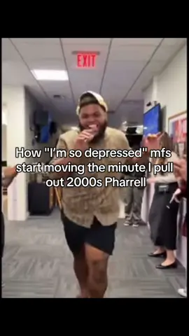 Hit a lil boogie #pharrell #pharellwilliams #2000s #2000smusic #songs 
