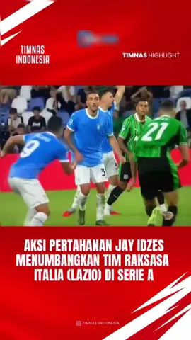 Bek Timnas Indonesia, Jay Idzes, menutup akhir pekannya dengan hasil menggembirakan. Idzes dipercaya tampil sejak menit awal ketika Sassuolo menghadapi Lazio pada pekan ketiga Serie A 2025/2026. Berlaga di Mapei Stadium, Minggu (14/9/2025) malam WIB, Idzes bermain penuh selama 90 menit. Kontribusinya ikut mengantarkan I Neroverdi meraih kemenangan tipis 1-0 atas tim besutan Maurizio Sarri. #beritabola #TimnasIndonesia #football #sassuolo #footballfans 