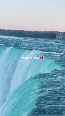 Today’s top video of Horse shoe Niagara Falls 🇨🇦 #creatorsearchinsights #fyp #travelCanada #pakistan #niagra falls 🇨🇦