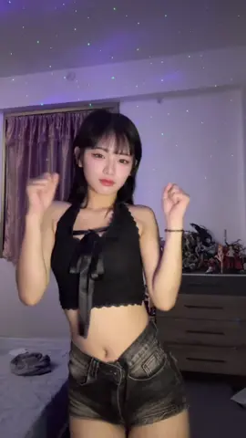 舞癡只能跳這種簡單的#fypシ゚ 