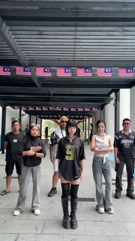 1番強そうな人を私が隠してしまったWw#allstarinfluencersaward2025 #asia2025bestnewmixeddance #🇲🇾 #malaysia 