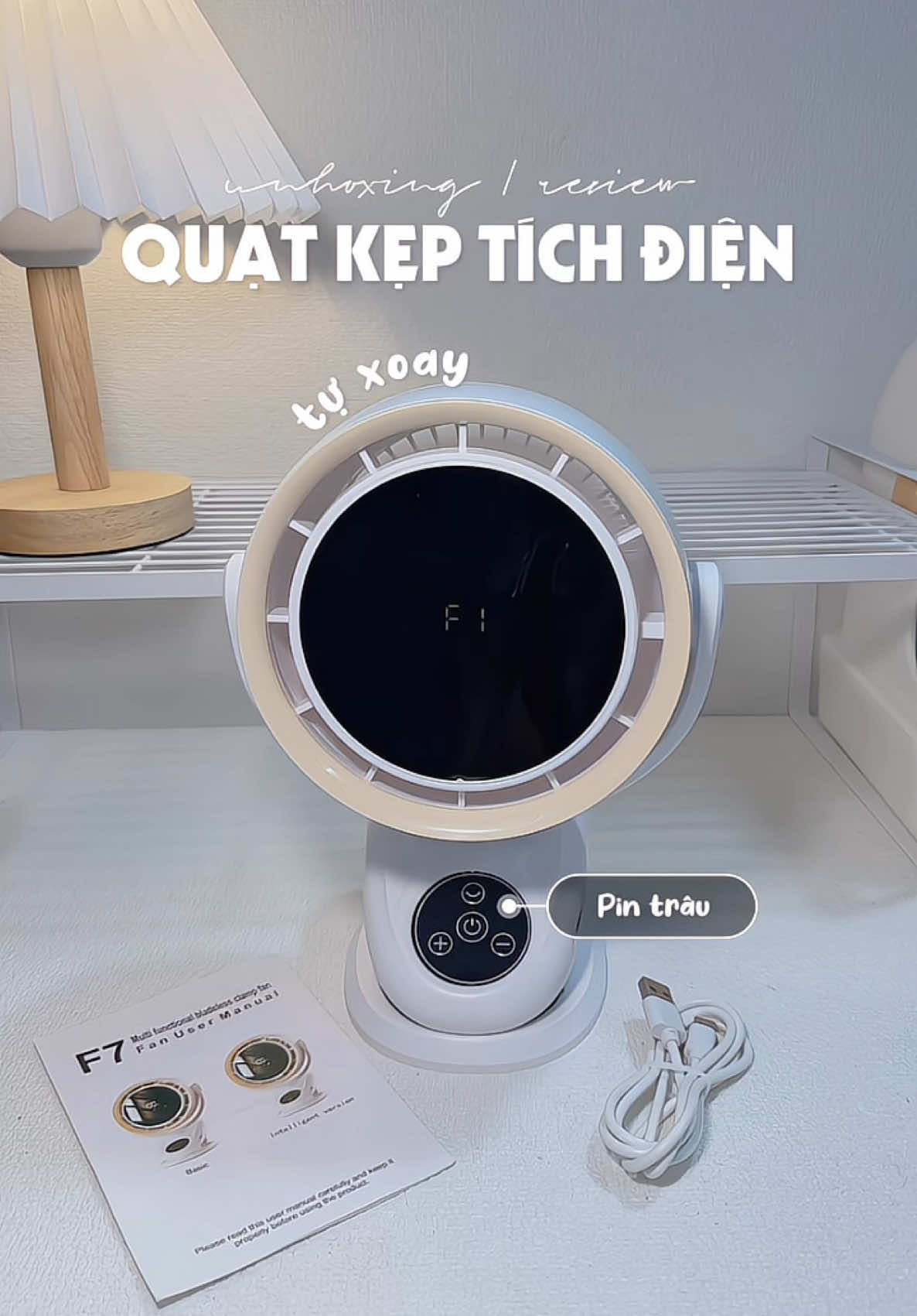 Chiếc quạt tích điện tự động xoay chân ái cho mùa hè mà giá siêu hợp lí đây các mẹ #meboiboi #quattichdien #quattichdientudongxoay #quattichdienmini #mebimreview 