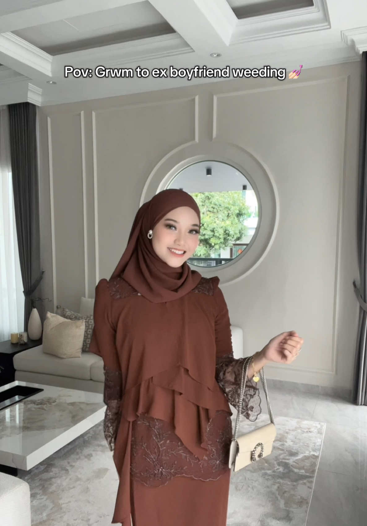 kalau dapat invitation kita pergi je kan 💅🏻🤣 #qiszar #trending #fyp #outfit 