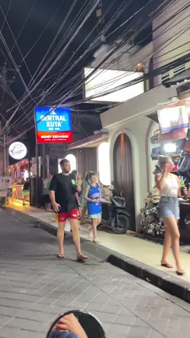 Legian vibes dimalam hari #fyppppppppppppppppppppppp #bali 