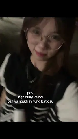 nhưng anh lại chẳng muốn quay về..