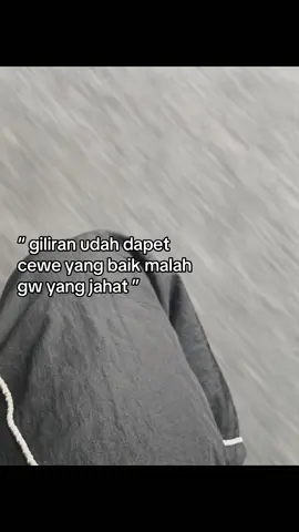 #4u #fouryoupage #sad #lewatberanda 