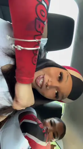 Dynamic duo 🫶🏼 @Eryca K. 