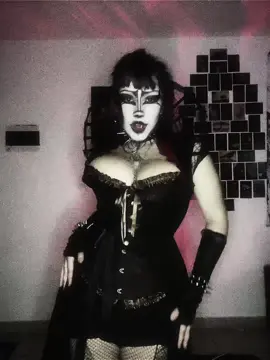 Un bailecito)? #fyppppppppppppppppppppppp #girlsgoth #xybca #bailegotico #thradgothmakeup 